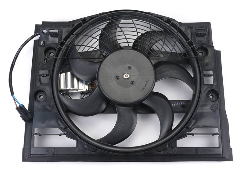 URO Parts 64546988913 - A/C Condenser Fan