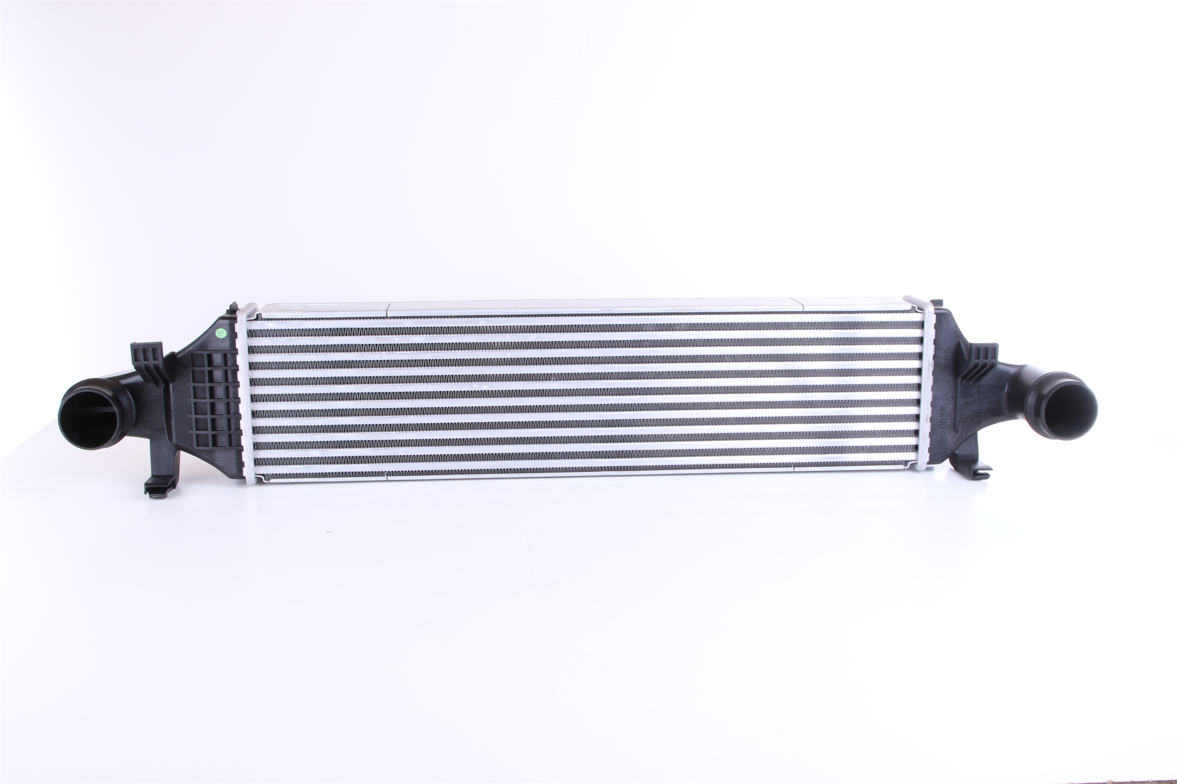 Nissens 96335 - Intercooler