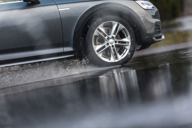 Nokian WR G4 Wet Weather Performance